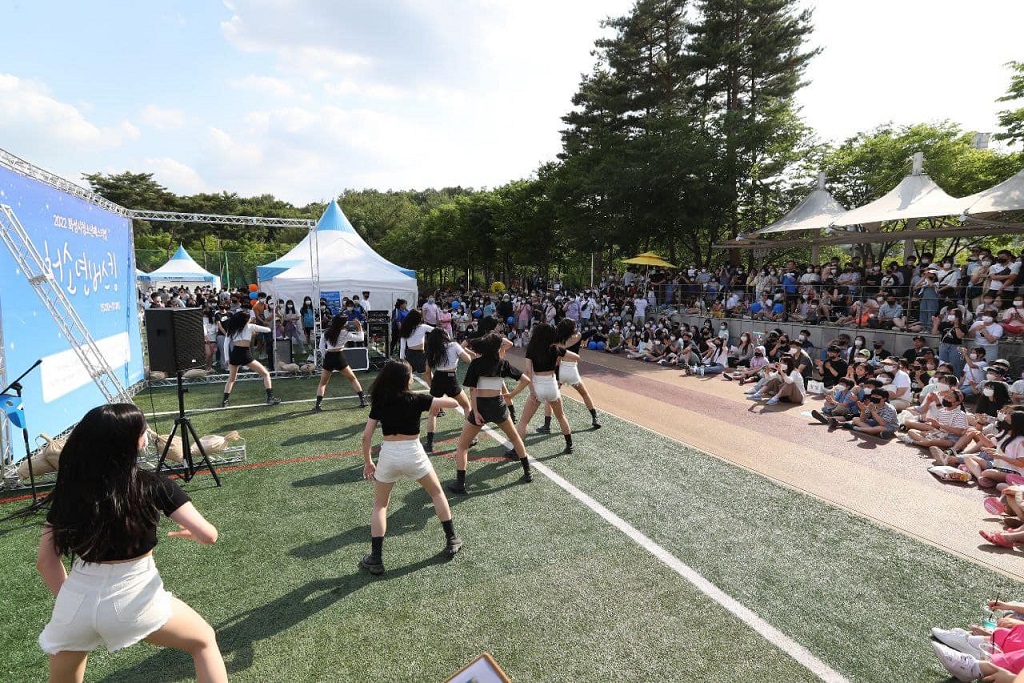 보도이미지(다시 찾은 FREE! - 2022 화성시청소년페스티벌 성료).jpg